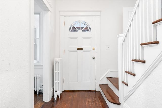 38 Trinity Parkway, Providence, RI 02908