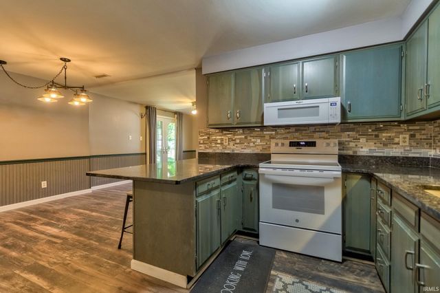 6116 Hickory Hill Lane, Evansville, IN 47710