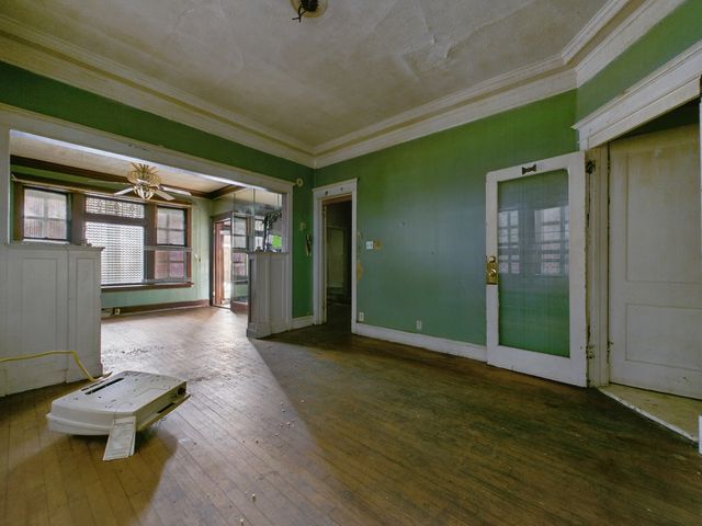 6641 S Marshfield Avenue, Chicago, IL 60636