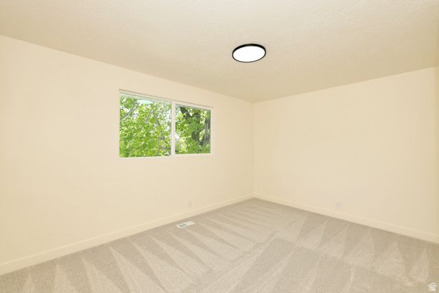 807 E DUSTY ROCK CIR, Sandy, UT 84094