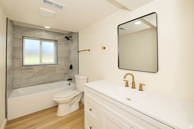 807 E DUSTY ROCK CIR, Sandy, UT 84094