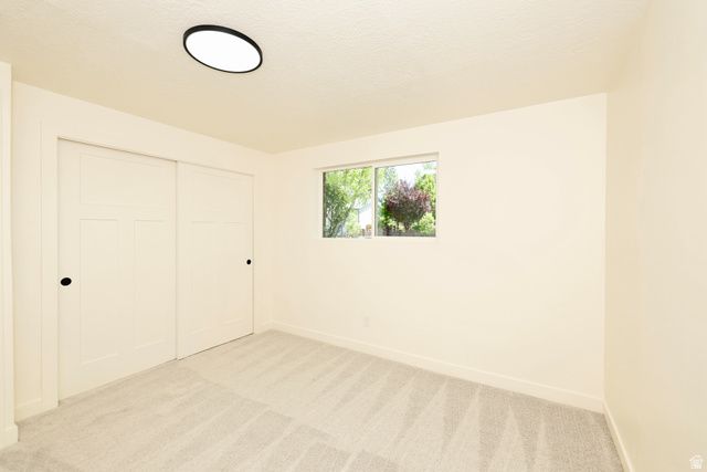 807 E DUSTY ROCK CIR, Sandy, UT 84094