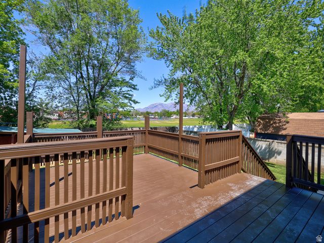 807 E DUSTY ROCK CIR, Sandy, UT 84094