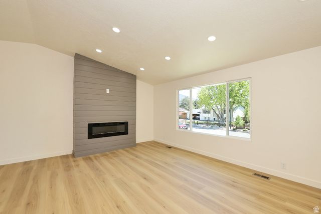 807 E DUSTY ROCK CIR, Sandy, UT 84094