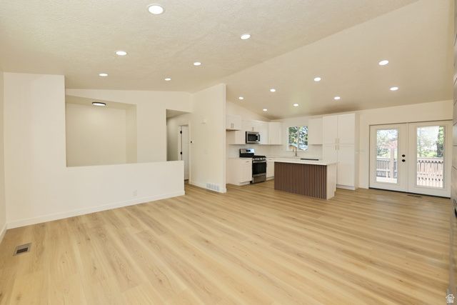 807 E DUSTY ROCK CIR, Sandy, UT 84094