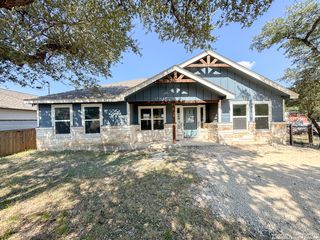 1477 Ramble, Canyon Lake, TX 78133
