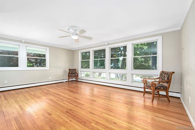 121 Parkview Place, Mount Kisco, NY 10549