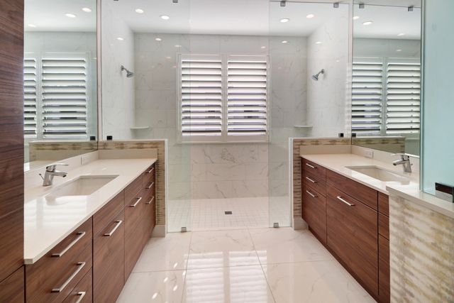 4033 NW 17th Way, Boca Raton, FL 33431