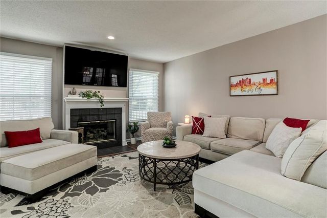 11905 Centennial Park Street, Overland Park, KS 66213