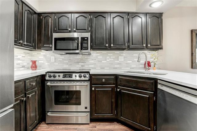 11905 Centennial Park Street, Overland Park, KS 66213