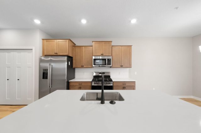 10382 Birchwood Circle, Victoria, MN 55318