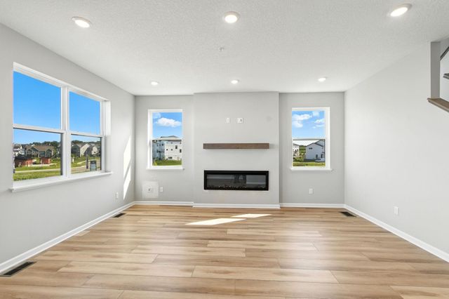 10382 Birchwood Circle, Victoria, MN 55318
