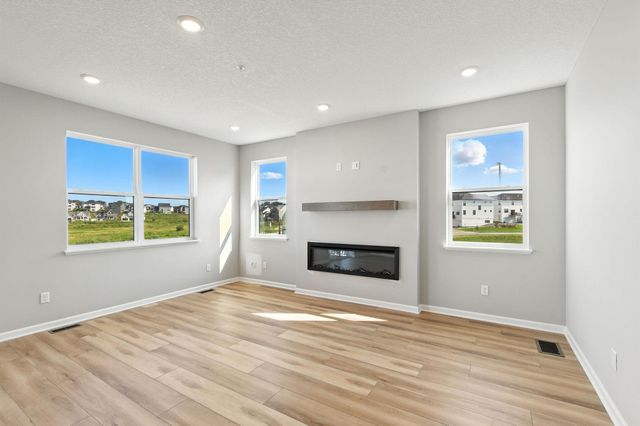 10382 Birchwood Circle, Victoria, MN 55318