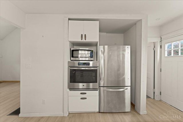 2888 Losantiville Avenue, Cincinnati, OH 45213