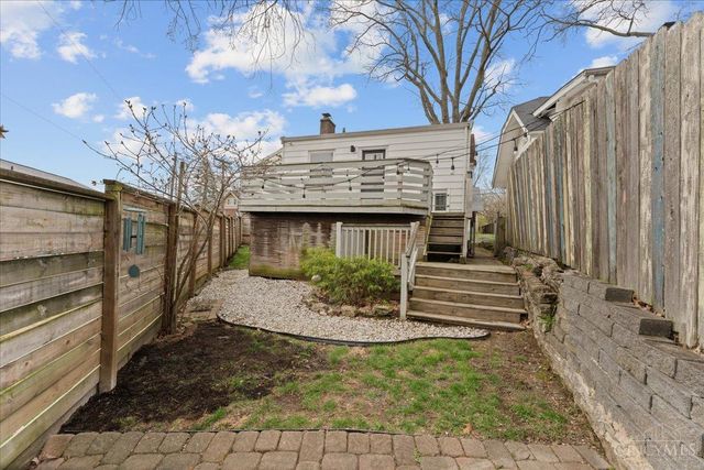 2888 Losantiville Avenue, Cincinnati, OH 45213