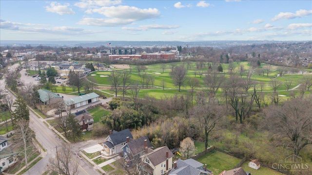 2888 Losantiville Avenue, Cincinnati, OH 45213