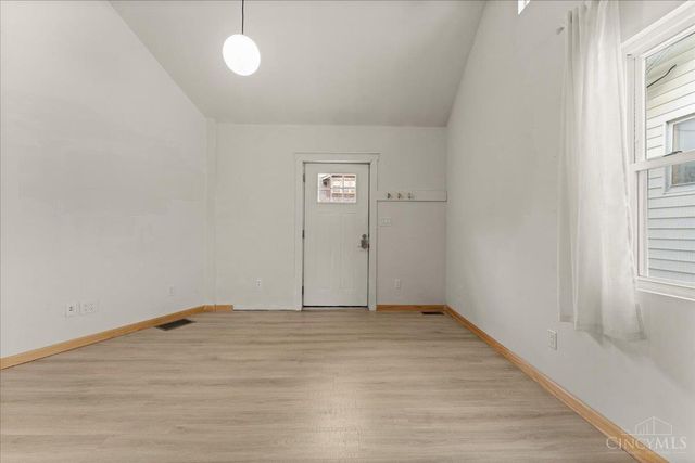 2888 Losantiville Avenue, Cincinnati, OH 45213