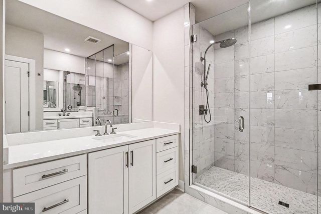 5513 VELTRI TER, Haymarket, VA 20169