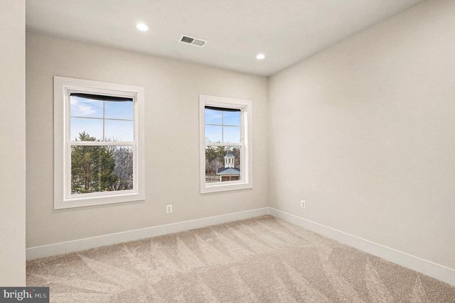 5513 VELTRI TER, Haymarket, VA 20169