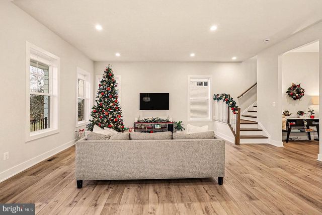 5513 VELTRI TER, Haymarket, VA 20169