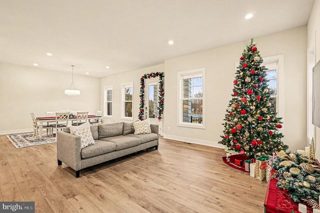 5513 VELTRI TER, Haymarket, VA 20169