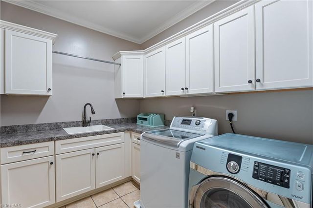 2162 Summerlyn Park Drive, Kernersville, NC 27284