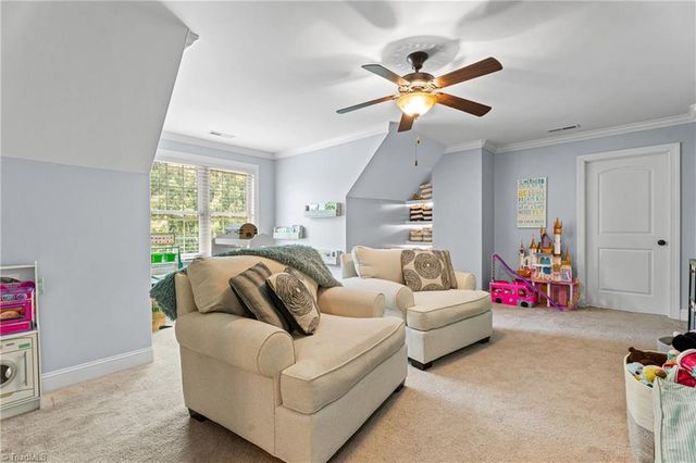 2162 Summerlyn Park Drive, Kernersville, NC 27284