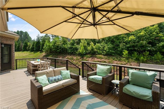 2162 Summerlyn Park Drive, Kernersville, NC 27284