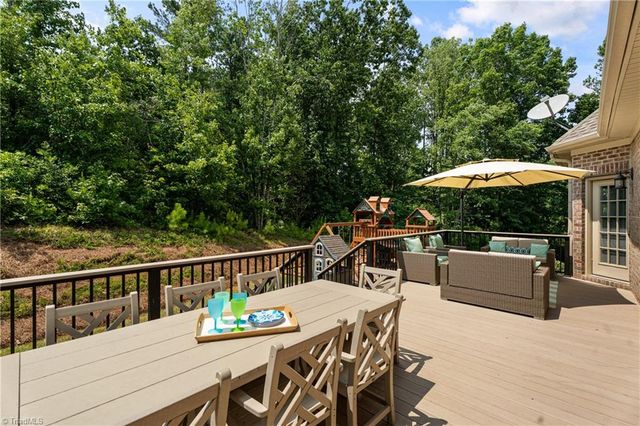 2162 Summerlyn Park Drive, Kernersville, NC 27284