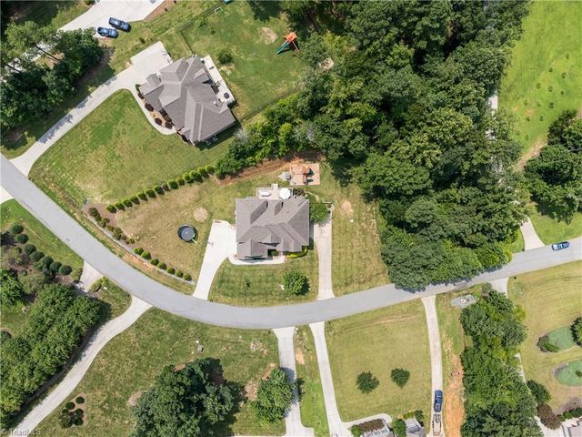 2162 Summerlyn Park Drive, Kernersville, NC 27284