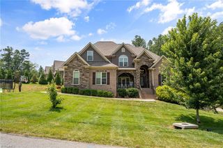 2162 Summerlyn Park Drive, Kernersville, NC 27284