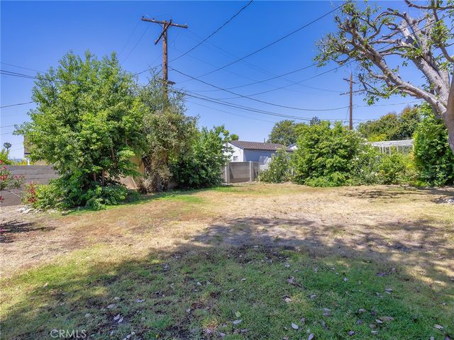 921 E Elmwood Avenue, Burbank, CA 91501