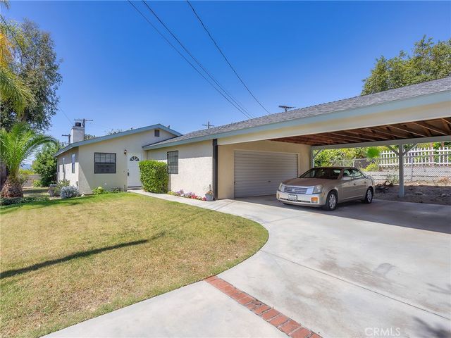 921 E Elmwood Avenue, Burbank, CA 91501