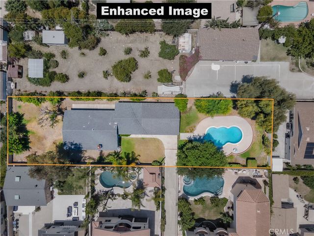 921 E Elmwood Avenue, Burbank, CA 91501