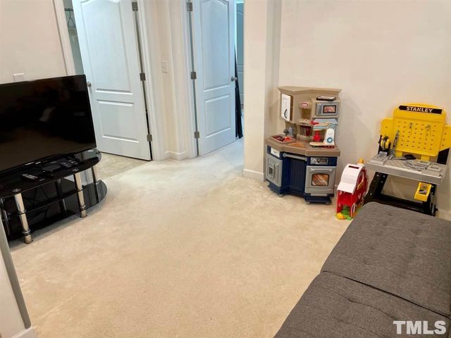 407 Boscawen Lane, Cary, NC 27519