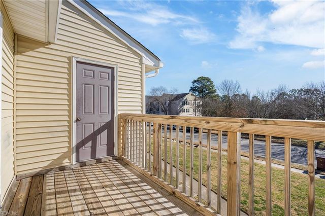 3440 Clover RD E, Chesapeake, VA 23321