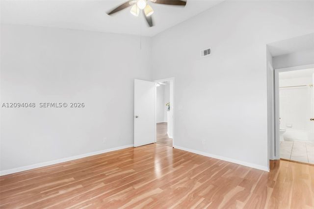 3433 NW 44th St 203, Oakland Park, FL 33309
