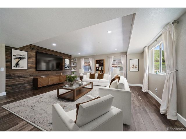 570 Sage Grouse Cir, Castle Rock, CO 80109