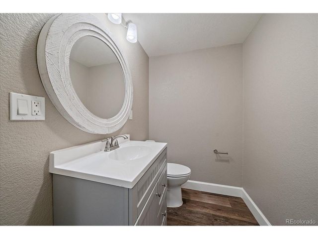 570 Sage Grouse Cir, Castle Rock, CO 80109