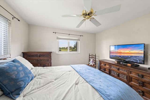 4390 20TH AVENUE N, St Petersburg, FL 33713
