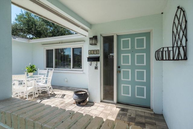4390 20TH AVENUE N, St Petersburg, FL 33713