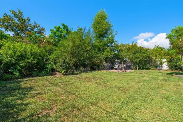 4390 20TH AVENUE N, St Petersburg, FL 33713