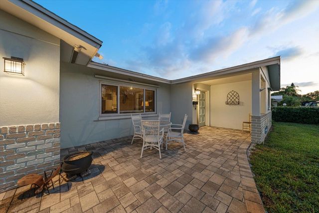 4390 20TH AVENUE N, St Petersburg, FL 33713