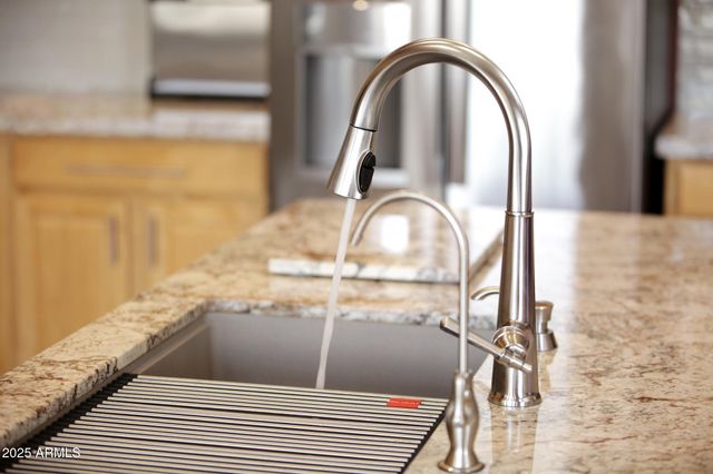 6839 W El Cortez Place, Peoria, AZ 85382