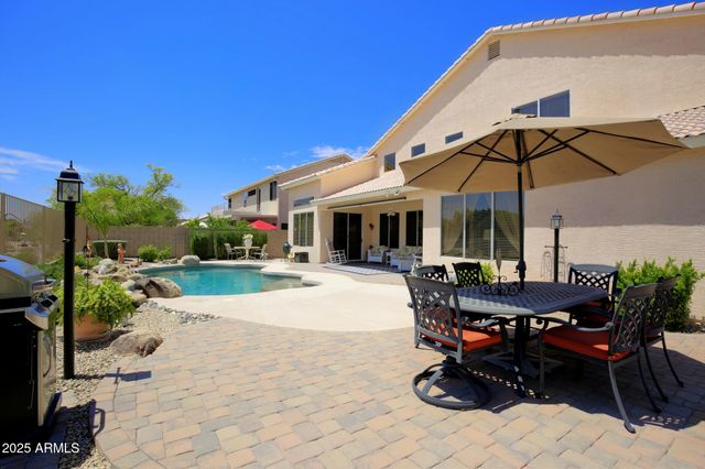 6839 W El Cortez Place, Peoria, AZ 85382