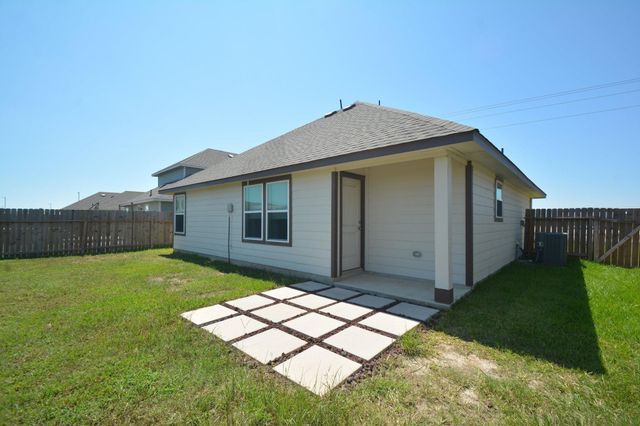 1982 Road 5714, Cleveland, TX 77327