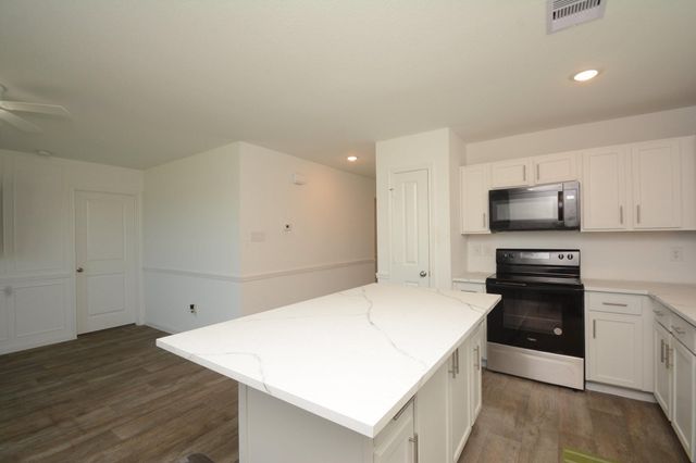 1982 Road 5714, Cleveland, TX 77327