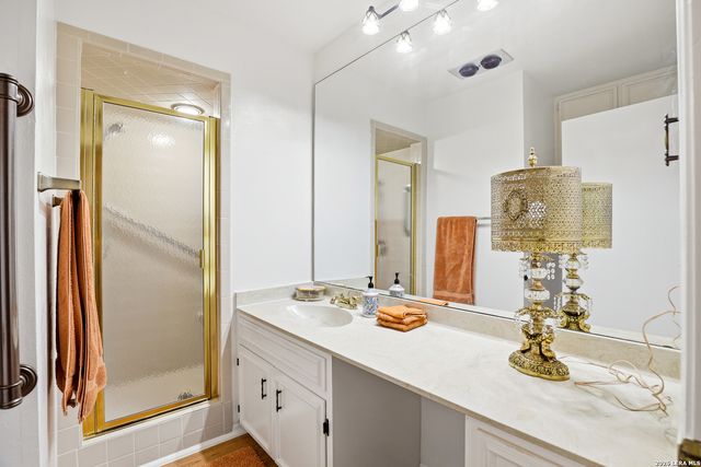 7500 Callaghan Rd Apt 210, San Antonio, TX 78229