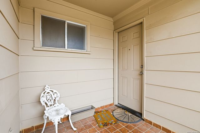 7500 Callaghan Rd Apt 210, San Antonio, TX 78229