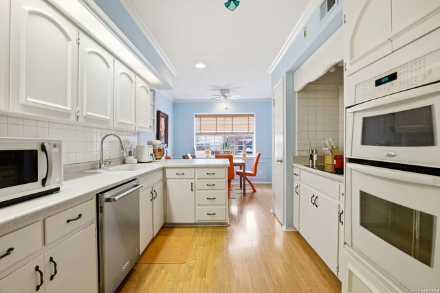 7500 Callaghan Rd Apt 210, San Antonio, TX 78229